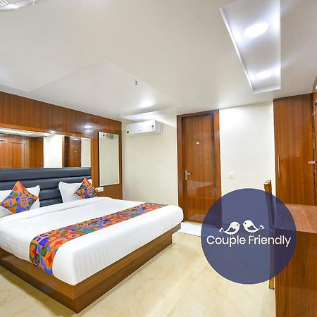 Fabhotel Mona International New Delhi Bagian luar foto